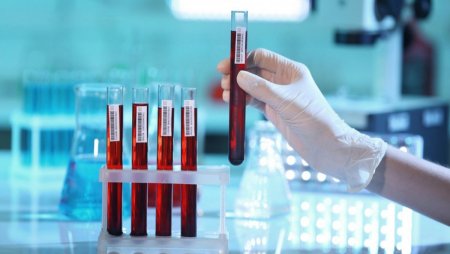 АИТВ-инфекциясын жұқтыру өте қиын, бірақ сонымен бірге адамдар вирусты бір реттік байланыстан кейін де АИТВ-ны жұқтыруы мүмкін.