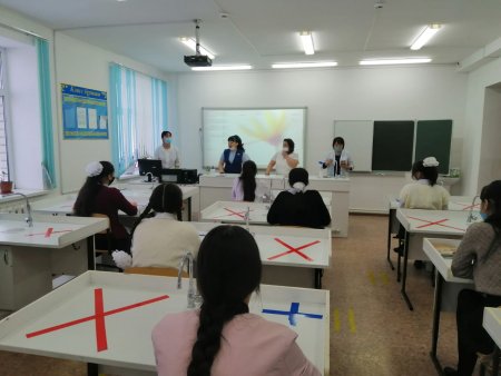 Оқушылармен кездесу