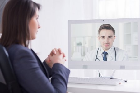 Неліктен АИТВ-мен өмір сүретін адамдар емделуден бас тартады және оларды не қайтара алады?