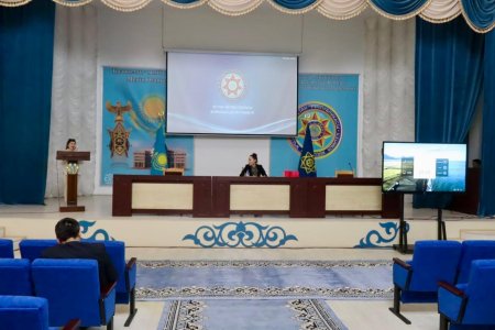 Ұлттық қауіпсіздік комитеті қызметкерлері АИТВ-инфекциясы бойынша дәріс тыңдады